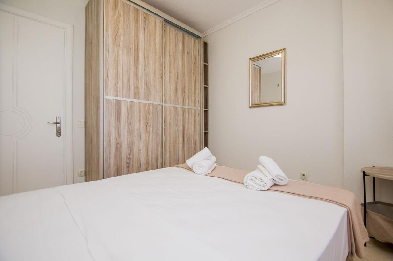 Kasta Bnb Ofrinion Bagian luar foto